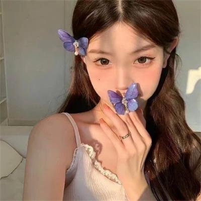 女导与强盗